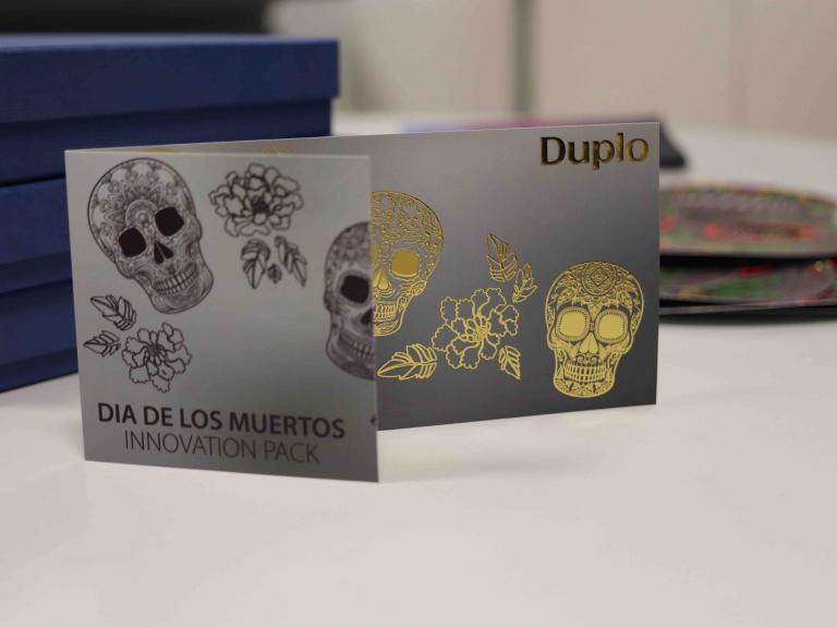 How to video: finish your captivating Halloween invitation