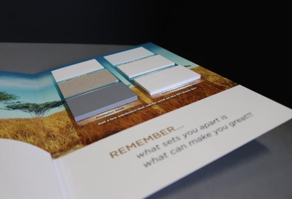 Digital cutting table